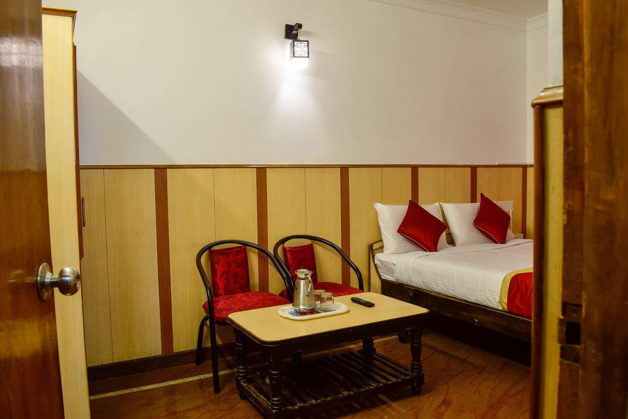 Fabhotel Shivaals Residency - Rajajinagar Bangalore Exterior foto