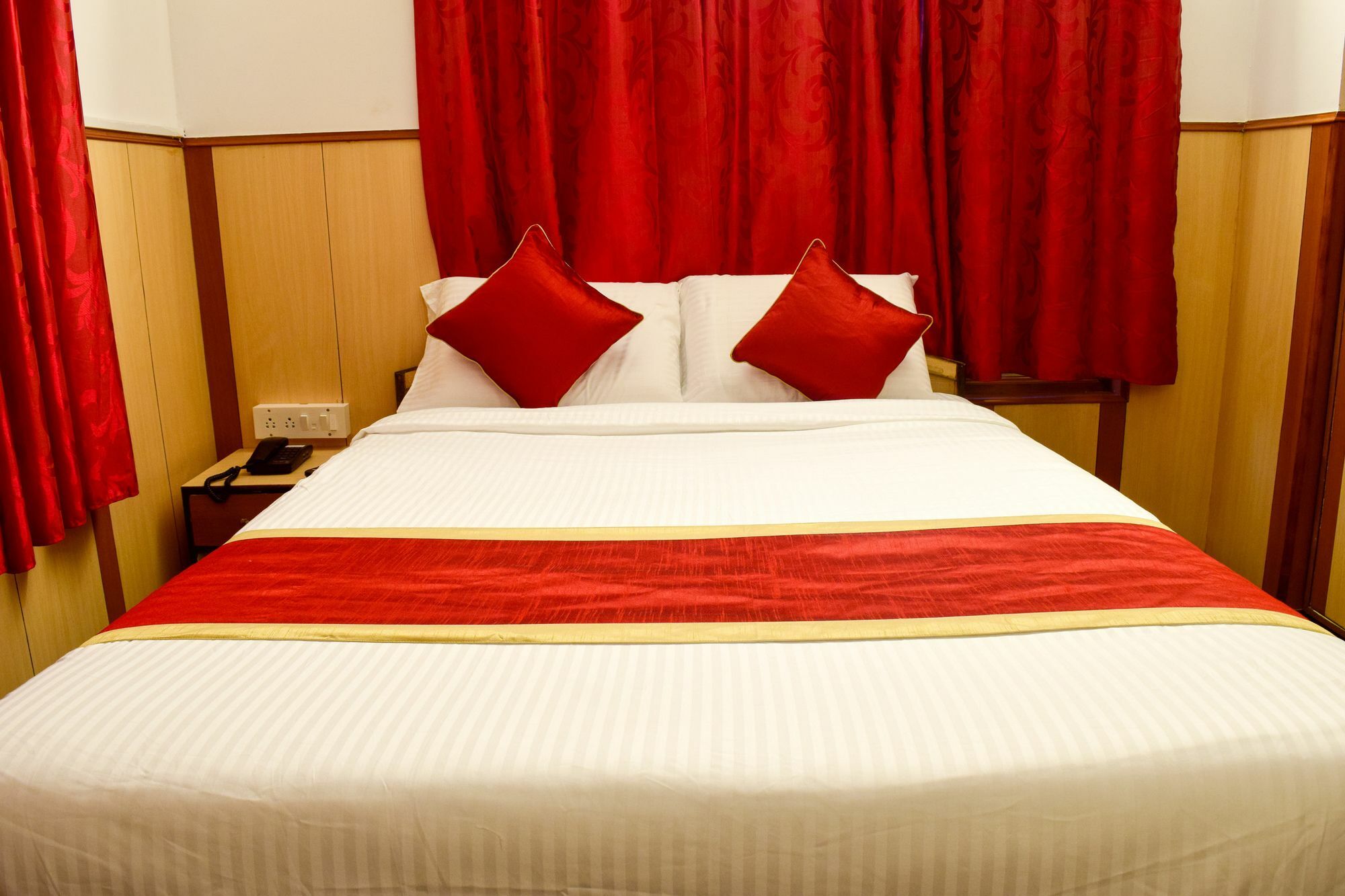 Fabhotel Shivaals Residency - Rajajinagar Bangalore Exterior foto